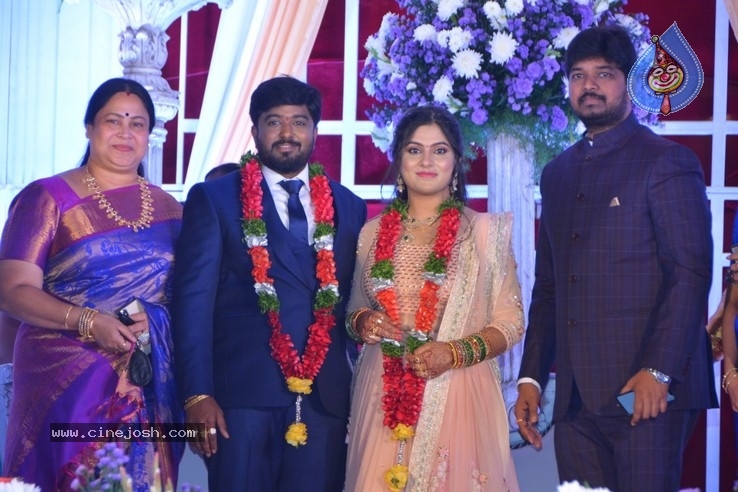 Celebraties at Praveen Kumar Yadav Wedding Reception - 9 / 39 photos