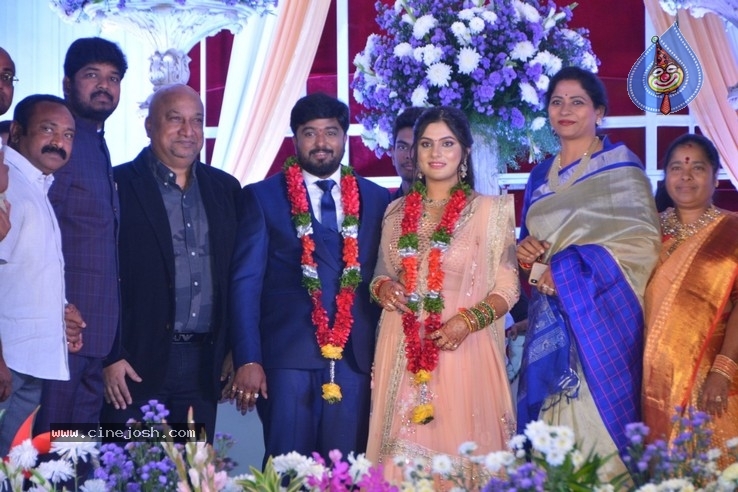 Celebraties at Praveen Kumar Yadav Wedding Reception - 10 / 39 photos