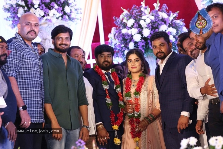 Celebraties at Praveen Kumar Yadav Wedding Reception - 39 / 39 photos