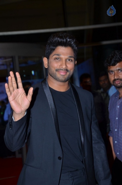 Celebrities at 64th Jio Filmfare Awards 2017 South 2 - 87 / 93 photos