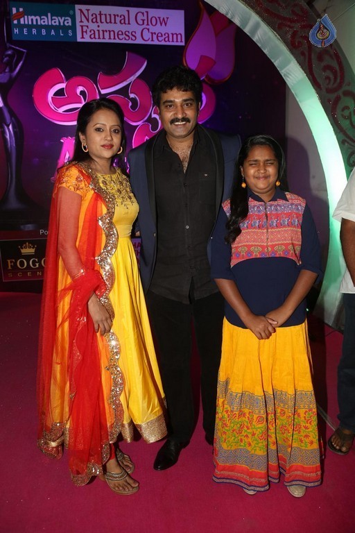 Celebrities at Apsara Awards 2016 - 46 / 105 photos