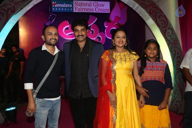 Celebrities at Apsara Awards 2016 - 53 / 105 photos