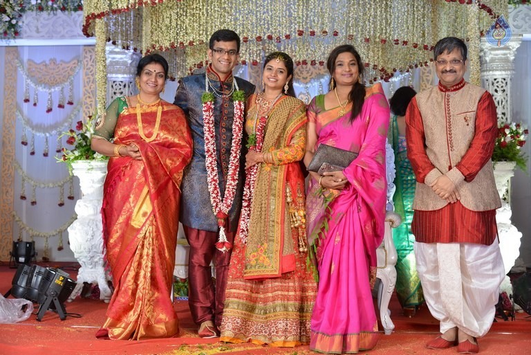 Celebrities at Delhi Rajeswari Son Wedding Reception - 34 / 94 photos