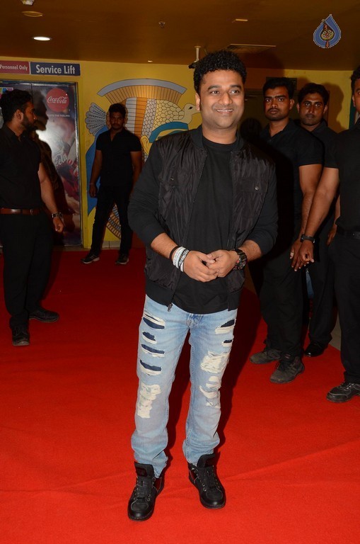 Celebrities at Devi Sri Prasad Live Show - 3 / 92 photos