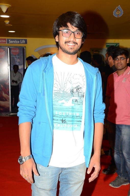 Celebrities at Devi Sri Prasad Live Show - 85 / 92 photos