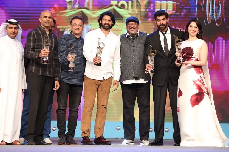 Celebrities at Gama Awards 2015 - 37 / 72 photos