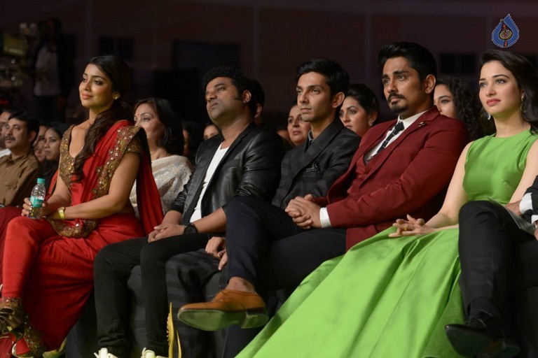 Celebrities at IIFA Utsavam Awards 2016 - 44 / 101 photos