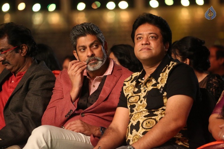 Celebrities at IIFA Utsavam Awards 2016 - 98 / 101 photos