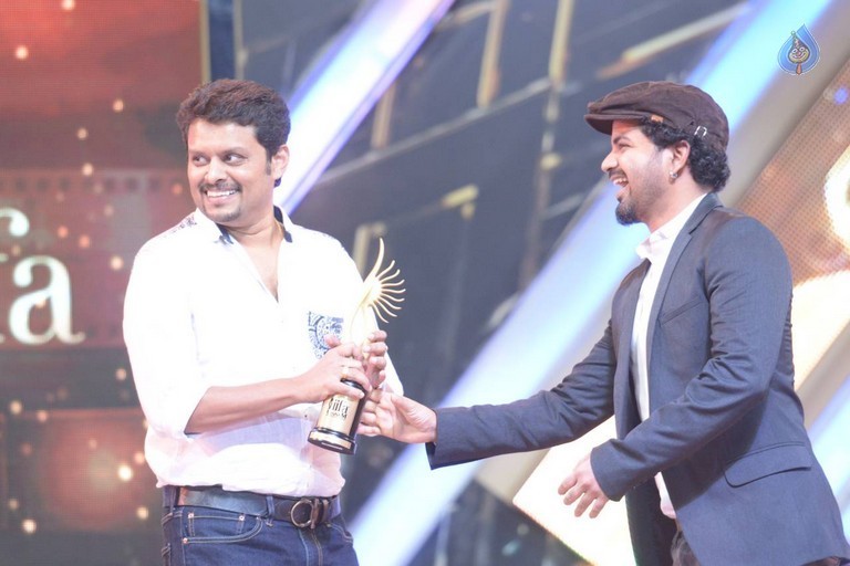 Celebrities at IIFA Utsavam Awards 2016 - 101 / 101 photos