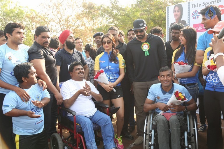 Celebrities at Infinity Ride 2016  - 3 / 81 photos