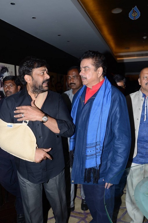 Celebrities at Khamosh Book Launch - 26 / 107 photos