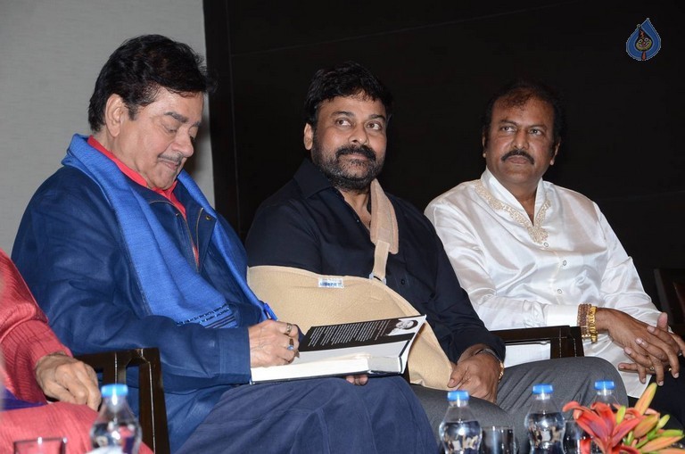 Celebrities at Khamosh Book Launch - 84 / 107 photos