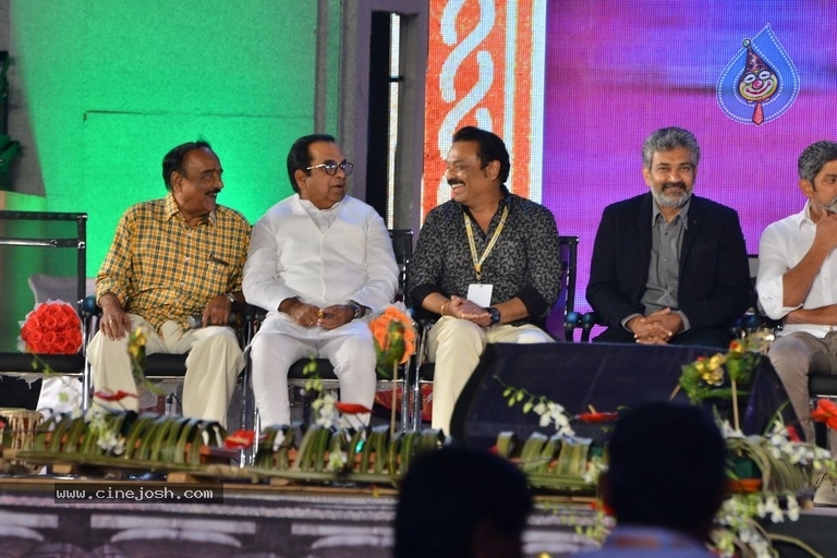 Celebrities at Prapancha Telugu MahaSabhalu Photos - 26 / 82 photos