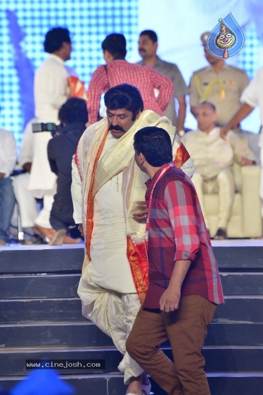 Celebrities at Prapancha Telugu MahaSabhalu Photos - 35 / 82 photos