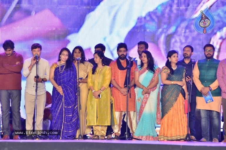 Celebrities at Prapancha Telugu MahaSabhalu Photos - 45 / 82 photos