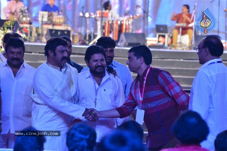 Celebrities at Prapancha Telugu MahaSabhalu Photos - 48 / 82 photos