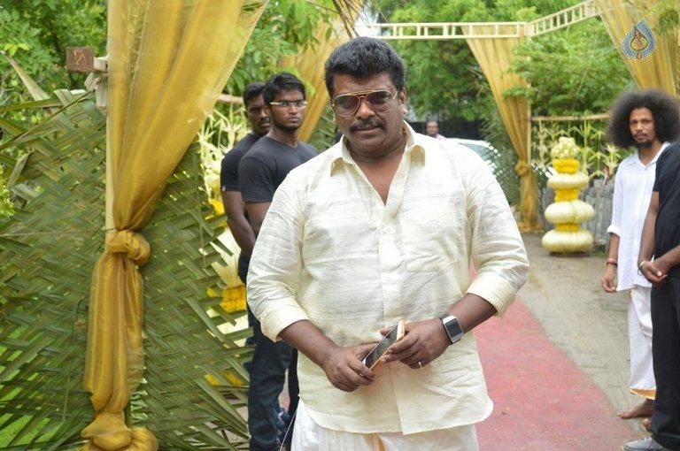 Celebrities at Shanthnu and Keerthi Wedding - 68 / 93 photos