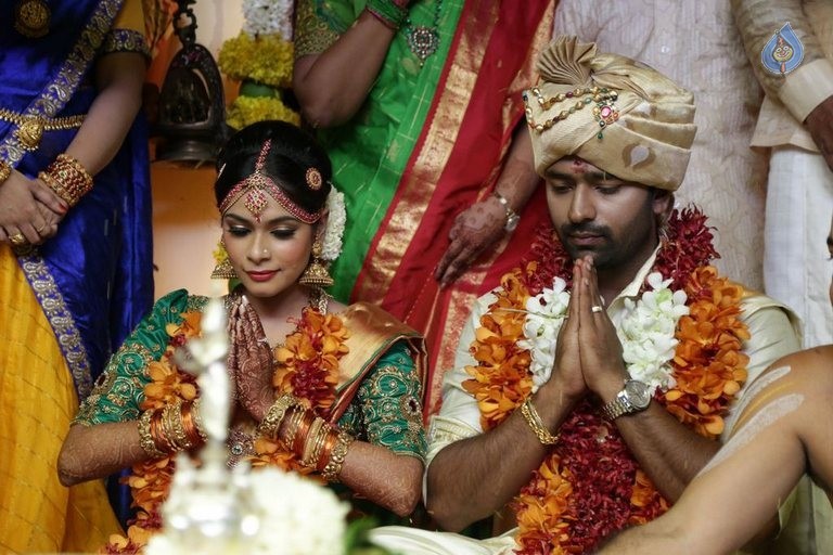 Celebrities at Shanthnu and Keerthi Wedding - 71 / 93 photos
