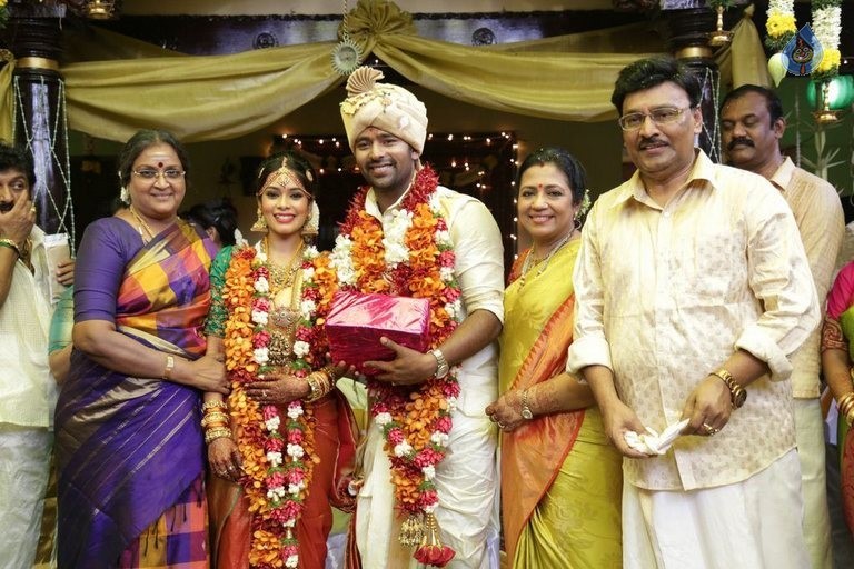 Celebrities at Shanthnu and Keerthi Wedding - 81 / 93 photos