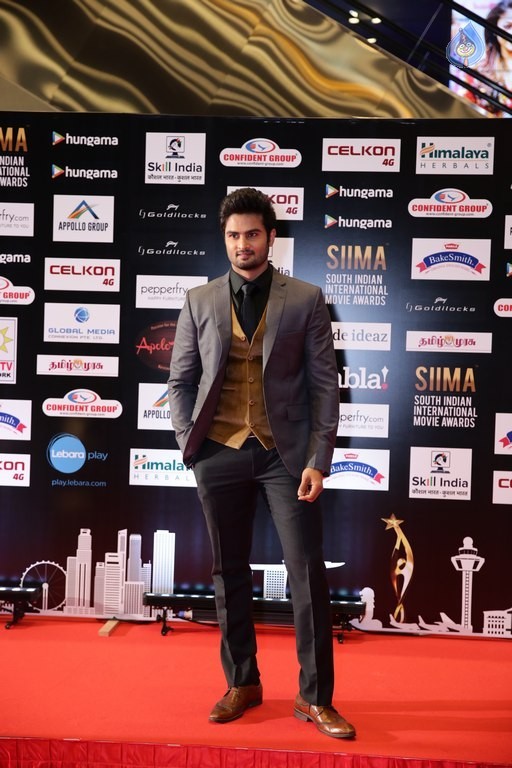 Celebrities at SIIMA 2016 Awards Day 1 - 45 / 48 photos