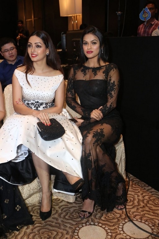 Celebrities at SIIMA Short Film Awards - 8 / 120 photos