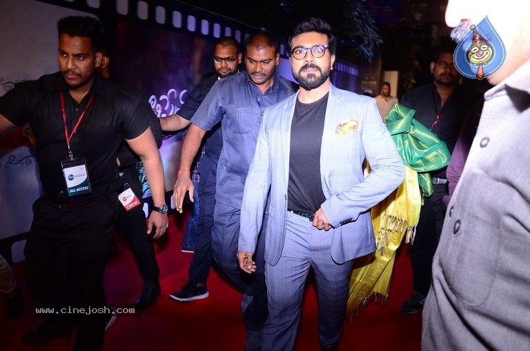 Celebrities at Zee Cine Awards 2018 Photos - 56 / 58 photos
