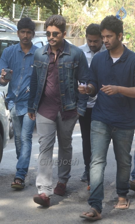 Celebrities Cast Their Votes in GHMC Elections - 22 / 32 photos