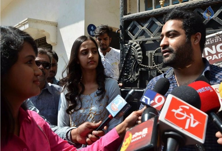 Celebrities Cast Their Votes in GHMC Elections 2 - 37 / 41 photos