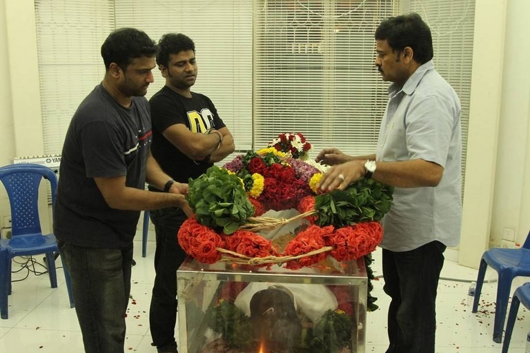 Celebrities Paid Homage to Sathyamurthy - 4 / 27 photos