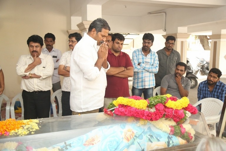 Celebrities Pay Homage To Director B Jaya Set 1 - 7 / 55 photos
