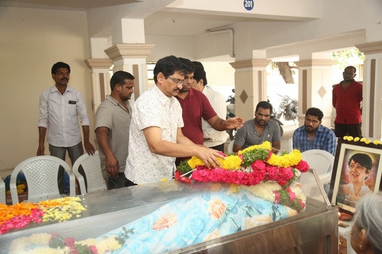 Celebrities Pay Homage To Director B Jaya Set 1 - 22 / 55 photos