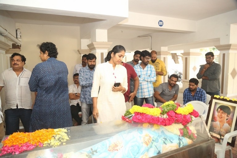 Celebrities Pay Homage To Director B Jaya Set 1 - 35 / 55 photos