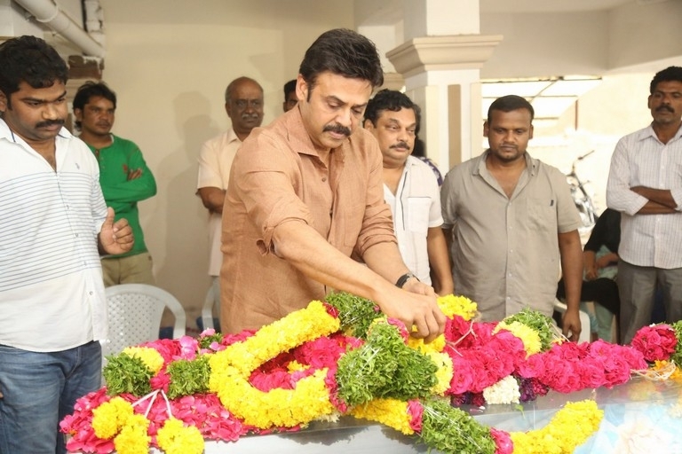 Celebrities Pay Homage To Director B Jaya Set 2 - 3 / 58 photos