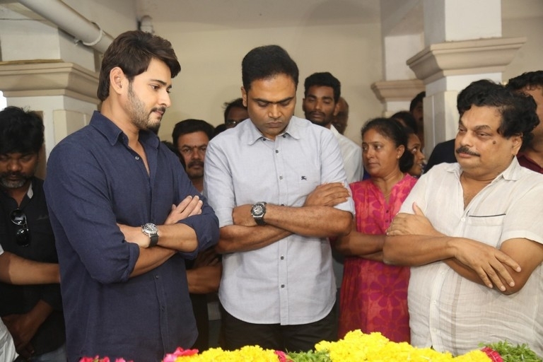 Celebrities Pay Homage To Director B Jaya Set 2 - 8 / 58 photos