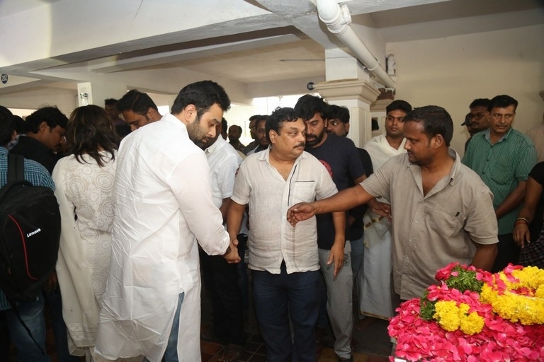 Celebrities Pay Homage To Director B Jaya Set 2 - 9 / 58 photos
