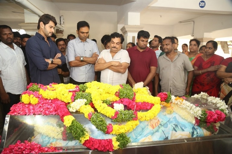 Celebrities Pay Homage To Director B Jaya Set 2 - 46 / 58 photos