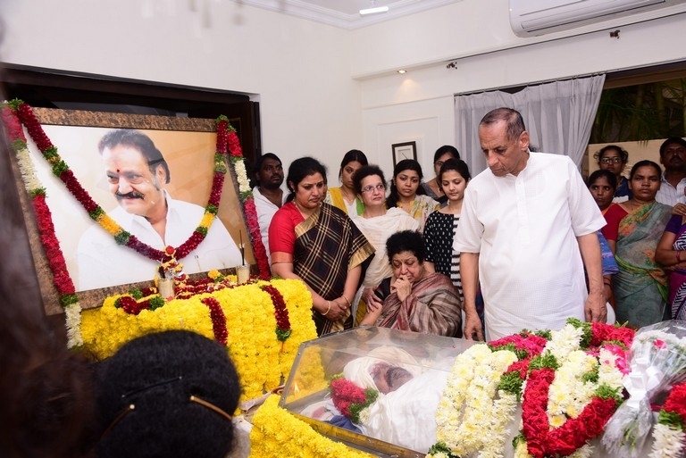 Celebrities Pay Homage To Nandamuri Harikrishna Set 3 - 1 / 39 photos