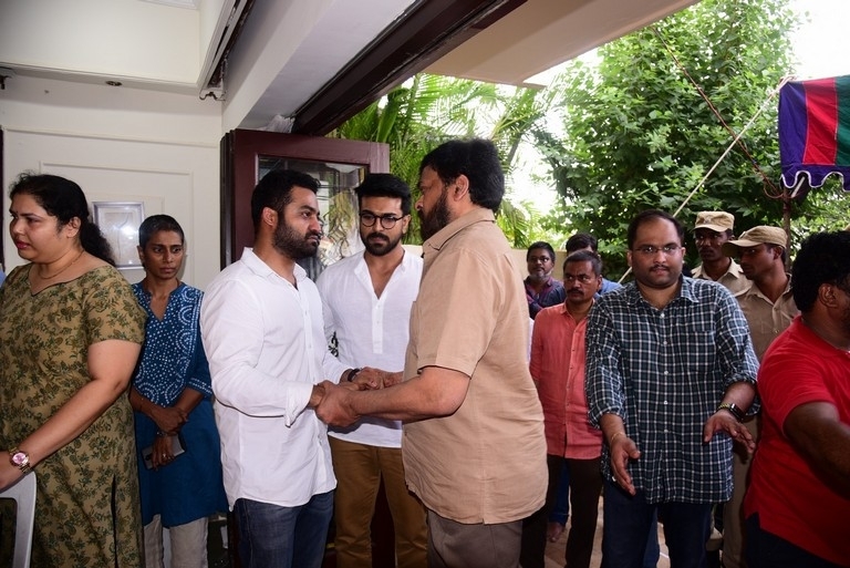 Celebrities Pay Homage To Nandamuri Harikrishna Set 4 - 1 / 37 photos