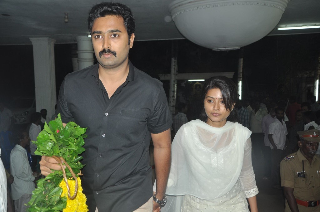 Celebrities Pay Last Respects to Manjula - 105 / 219 photos