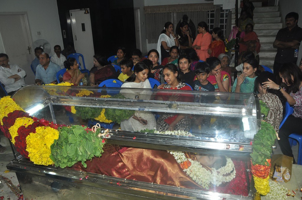 Celebrities Pay Last Respects to Manjula - 107 / 219 photos
