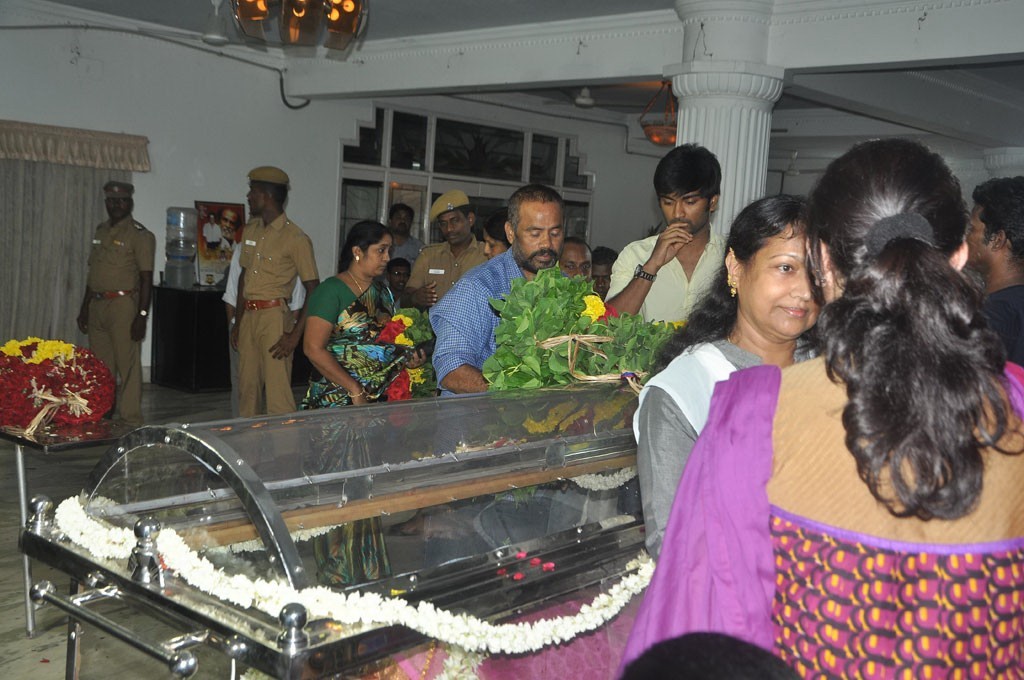 Celebrities Pay Last Respects to Manjula - 120 / 219 photos