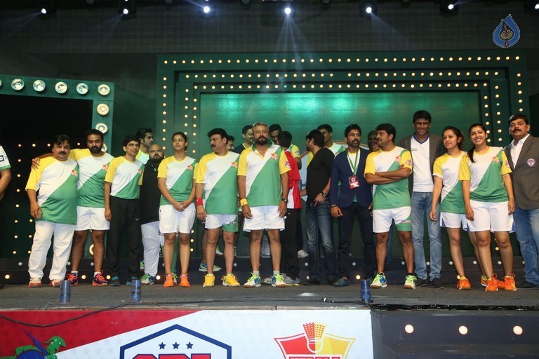 Celebrity Badminton League Inauguration Event 1 - 20 / 105 photos