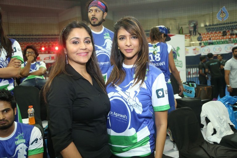 Celebrity Badminton League Inauguration Event 2 - 29 / 105 photos