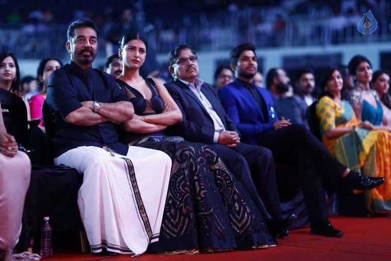 Celebs at 62nd Filmfare Awards South Photos - 12 / 140 photos