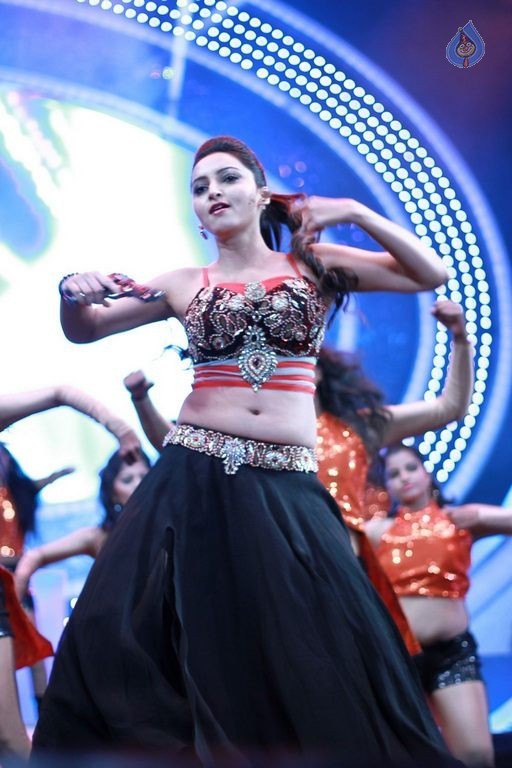 Celebs at 62nd Filmfare Awards South Photos - 39 / 140 photos