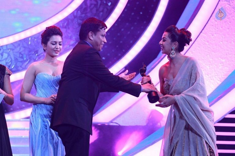 Celebs at 62nd Filmfare Awards South Photos - 66 / 140 photos