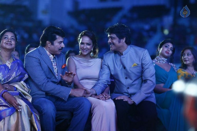 Celebs at 62nd Filmfare Awards South Photos - 132 / 140 photos