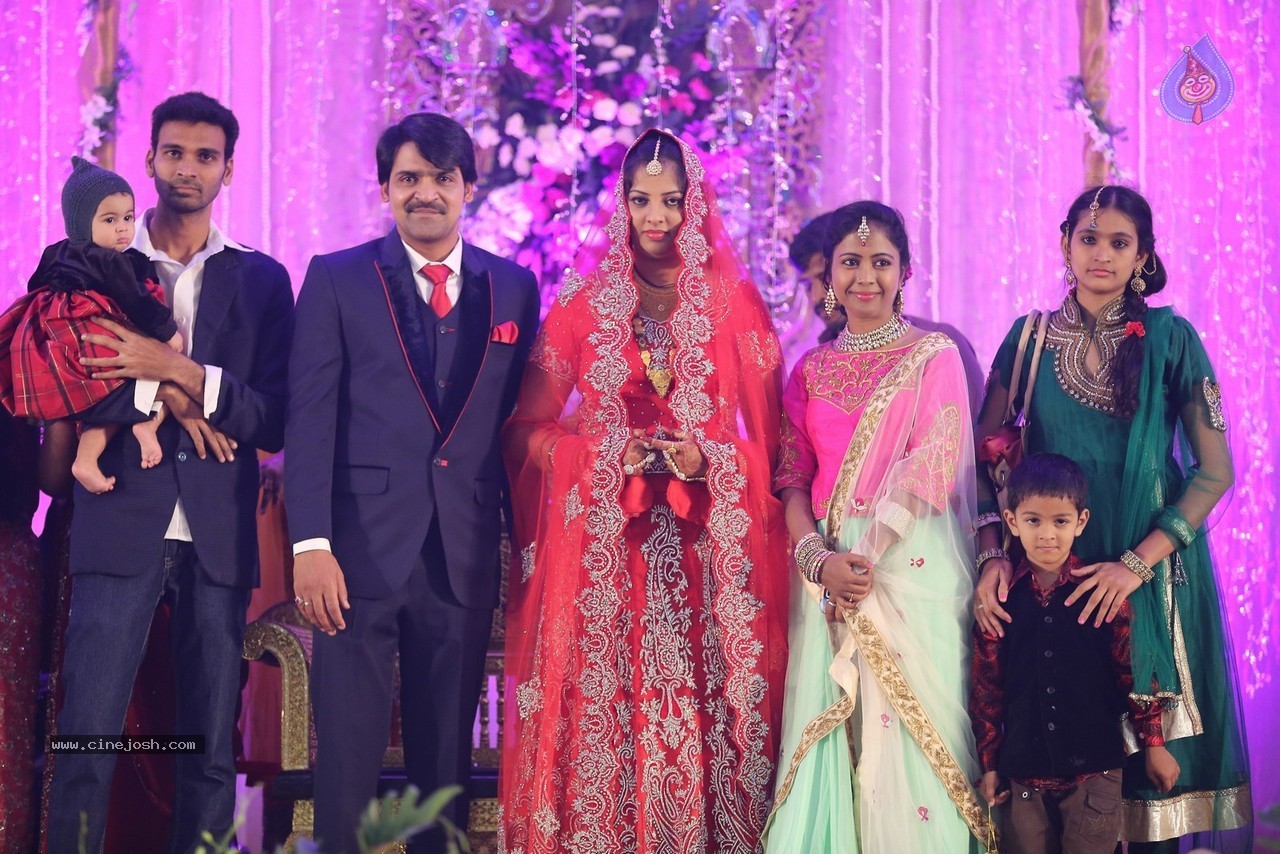 Celebs at Ali Brother Khayum Wedding Reception 02 - 13 / 165 photos