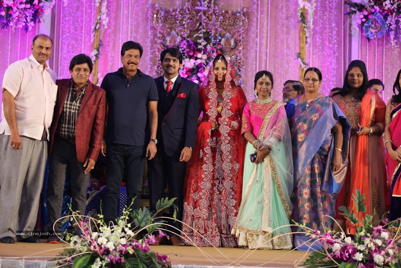 Celebs at Ali Brother Khayum Wedding Reception 02 - 110 / 165 photos