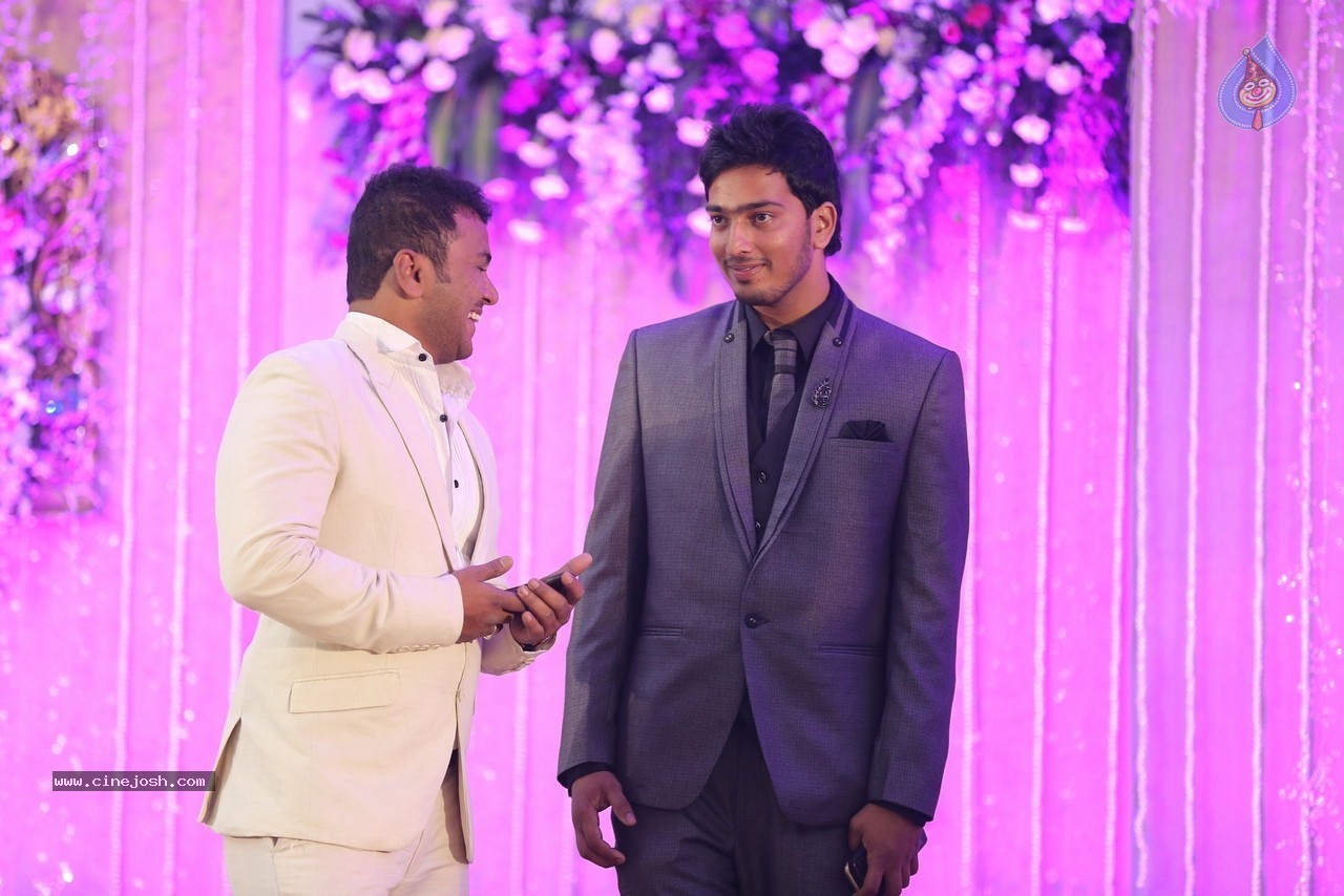 Celebs at Ali Brother Khayum Wedding Reception 02 - 116 / 165 photos
